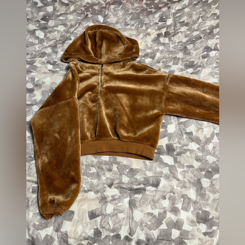 Republic teddybear sweater crop top